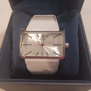 Like-New VINTAGE NAUTICA Watch